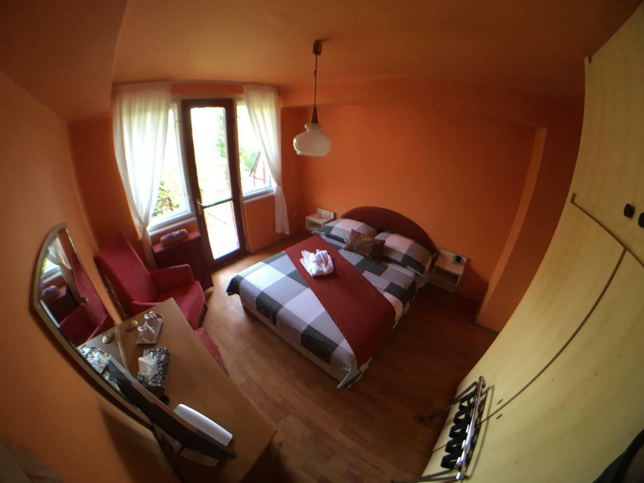Balatoni Retro Villa バラトンフェニヴェシュ エクステリア 写真